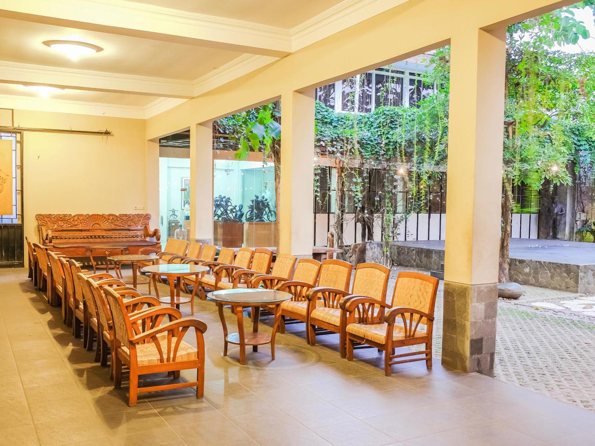 Pendhapa Art Space - Pas Limasan Homestay Prawirotaman Exterior photo